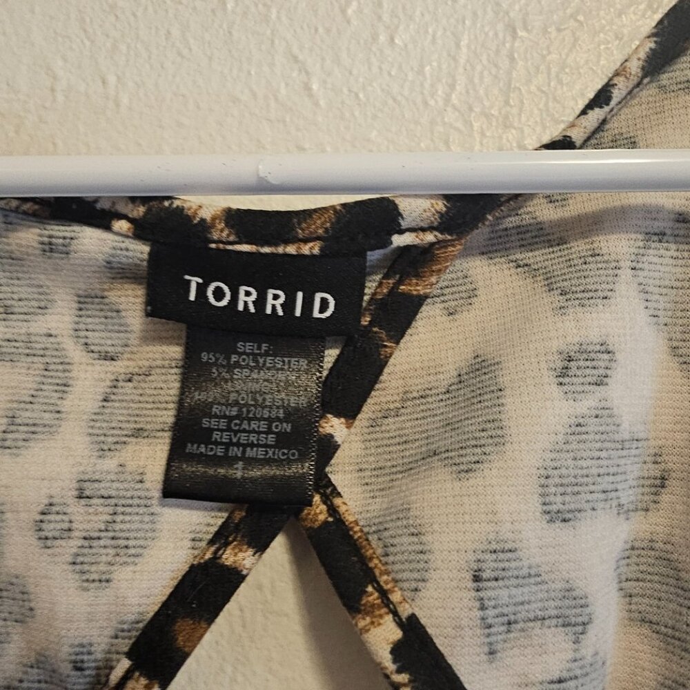 Torrid Leopard Print Sweetheart Neckline Sleeveless Peplum Plus Size 1X - Picture 2 of 3